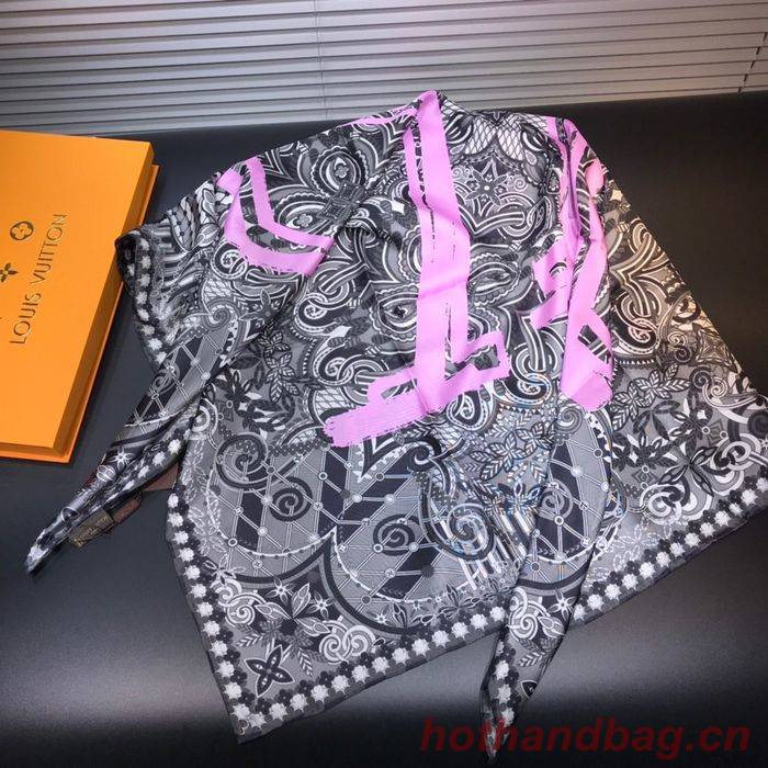 Louis Vuitton Scarf LVS00138